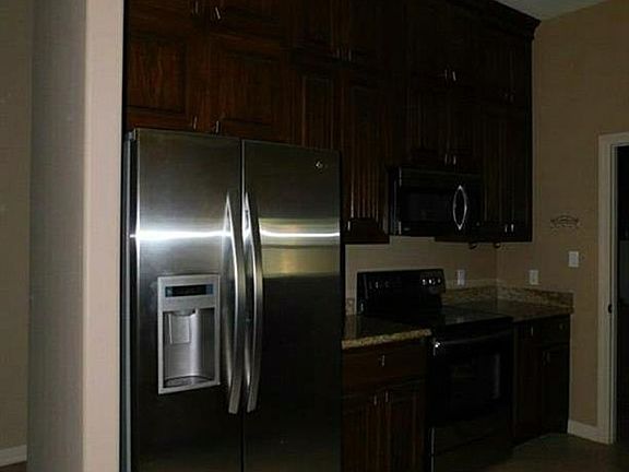 5th image of 2001 S Villa Real Dr