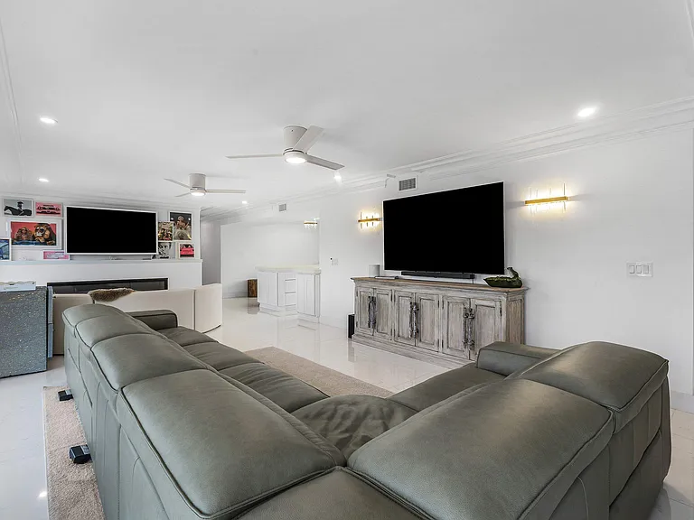 3500 S Ocean Blvd #502 — Photo 28