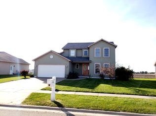 1710 Sycamore St, Peru, IL 61354