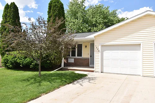 1222 W Weiland Ln Photo 1