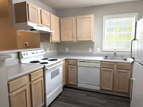 2nd image of 2000 University Woods Rd #7fa2f56c7