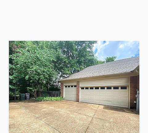 Side entry 3 car garage