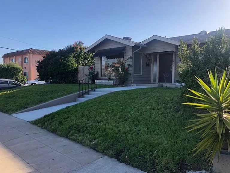 3806 Mississippi St — Photo 2