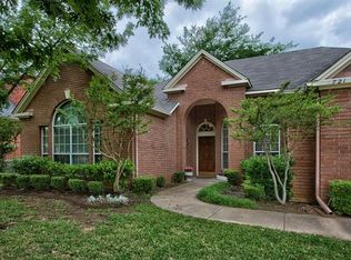 721 Bear Run Dr, Grapevine, TX 76051