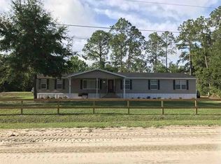 105 Pineshore Rd, Satsuma, FL 32189