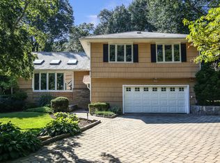 86 Highland Rd, Scarsdale, NY 10583