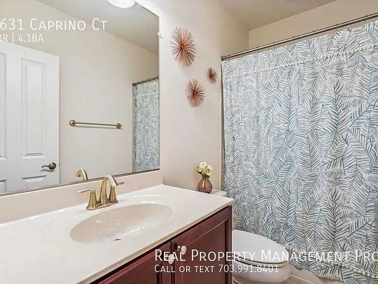 4631 Caprino Ct — Photo 40