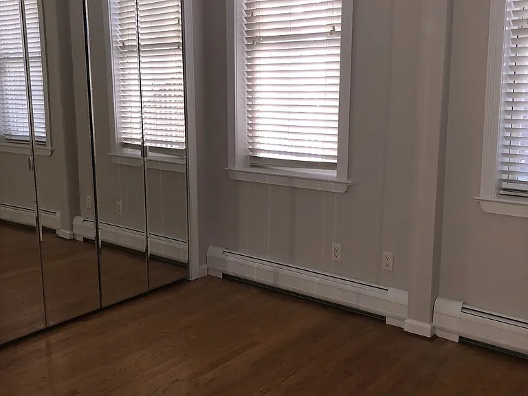 342 Pavonia Ave #1 — Photo 13