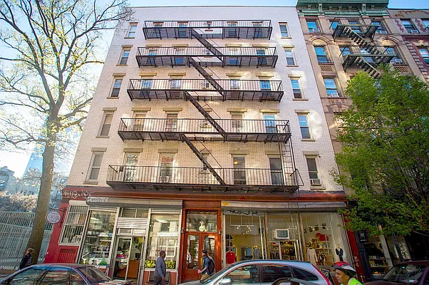 Rented by Compass | media 12