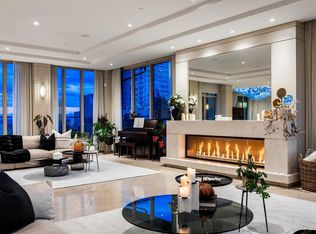 1551 Foster St PENTHOUSE 801, White Rock, BC V4B5M1