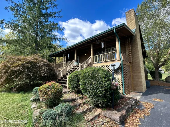 466 Greene Ln, La Follette, TN 37766