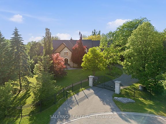 4th image of 32 Daleview Ct