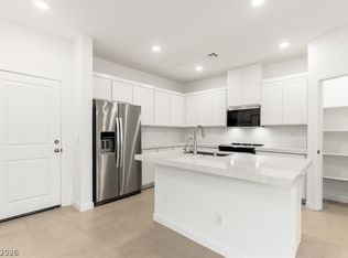 200 Wewatta Ave, Henderson, NV 89011