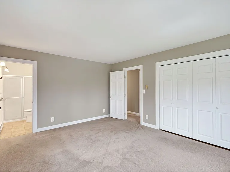 543 W Krepps Rd — Photo 19