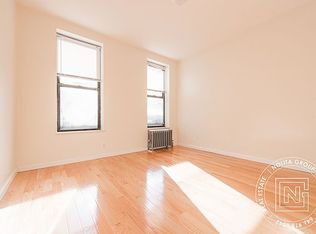 122 Forsyth St APT 1, New York, NY 10002