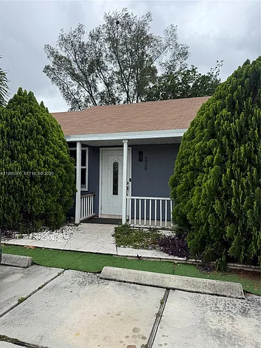 328 NW 47th St Photo 1