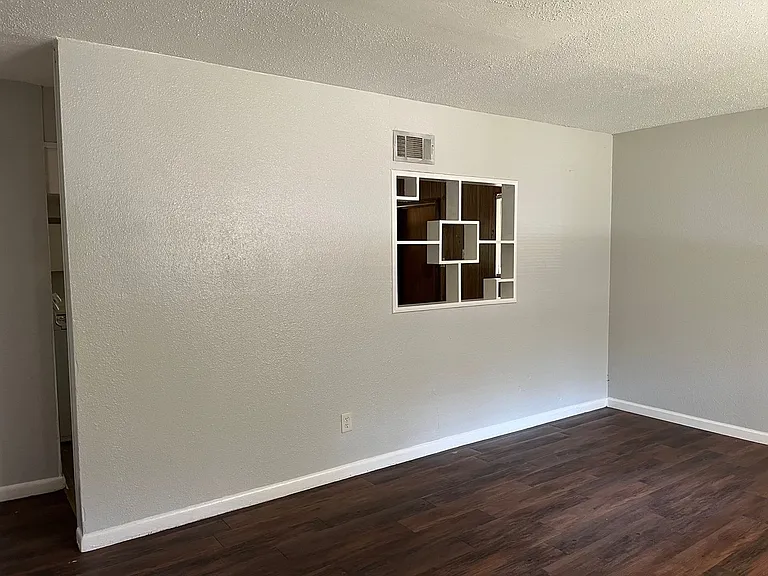 1509 Fury Pl — Photo 2