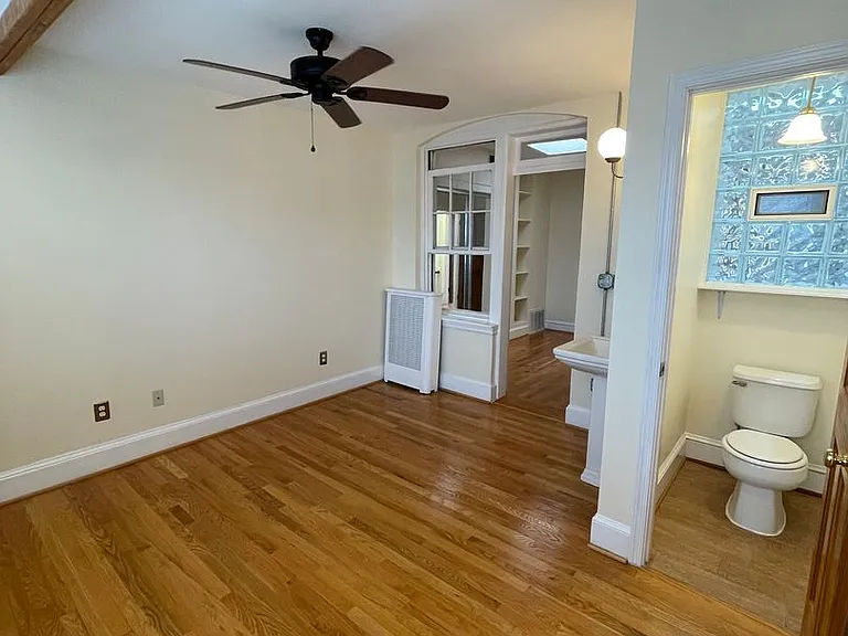 539 24th St NE — Photo 36