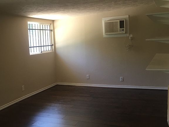 4th image of 9734 Kemp Forest Dr