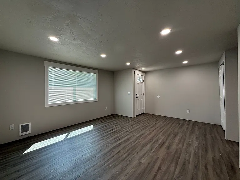 1920 E Front Ave #1926 — Photo 28