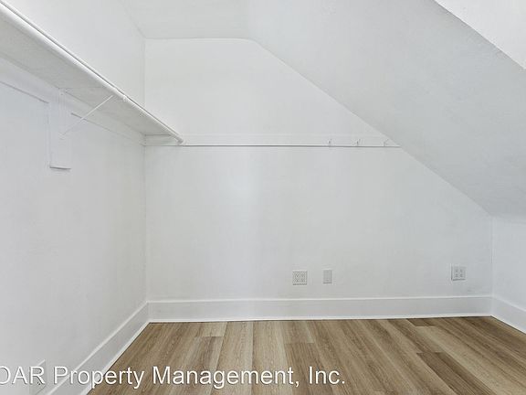 5th image of 1026 E Broadway