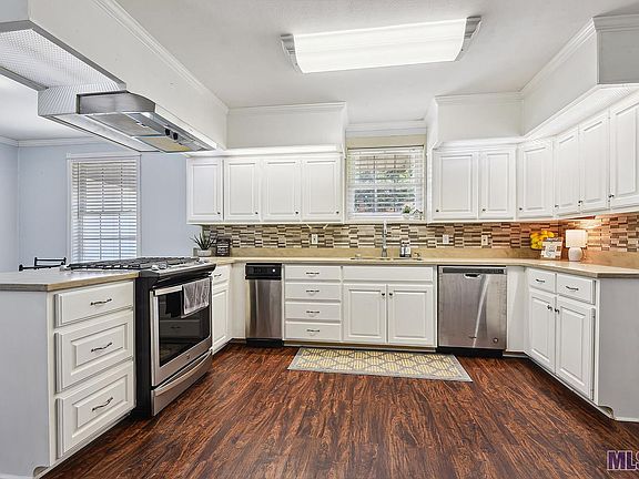 4th image of 13715 Oak Bend Dr