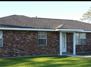 19416 Fig St, Vacherie, LA 70090
