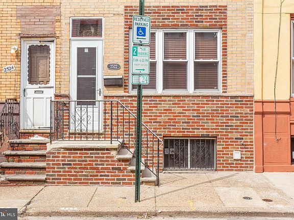 2nd image of 2522 S Juniper St