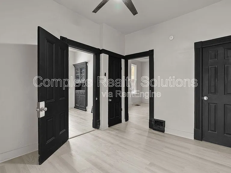 4038 California Ave — Photo 27