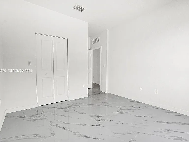 SW 125th Ave — Photo 38