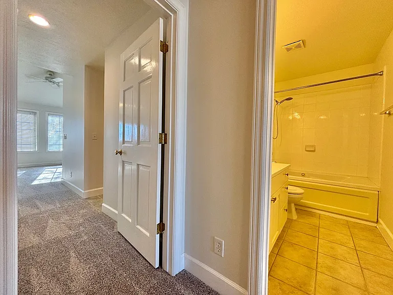 943 E Sage Park Ln — Photo 19
