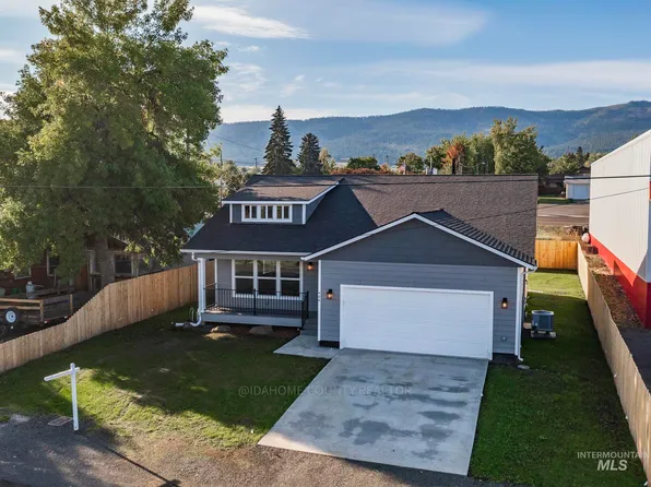 406 E North St, Grangeville, ID 83530