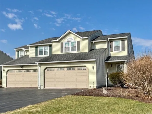 6419 Fantail Ln, Cicero, NY 13039