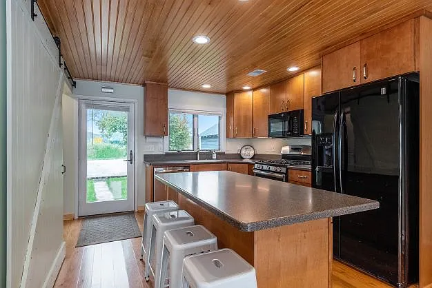 9034 Dexter Pinckney Rd — Photo 4
