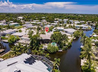 2631 Gulfview Dr, Naples, FL 34112