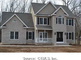 12 Edwards Way, Bloomfield, CT 06002