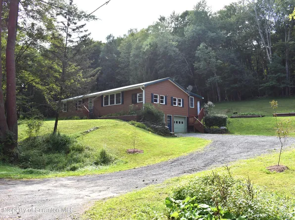 9275 State Route 547, Susquehanna, PA 18847