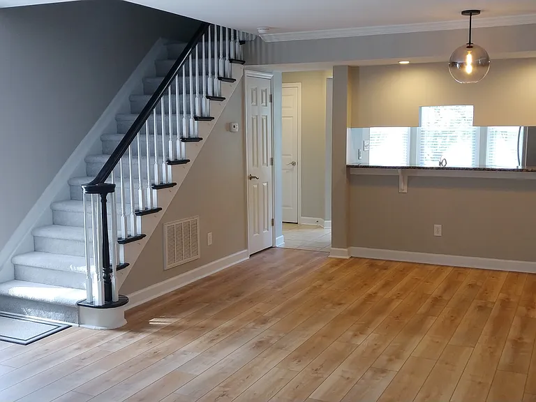 11 Forest Glen Dr — Photo 6