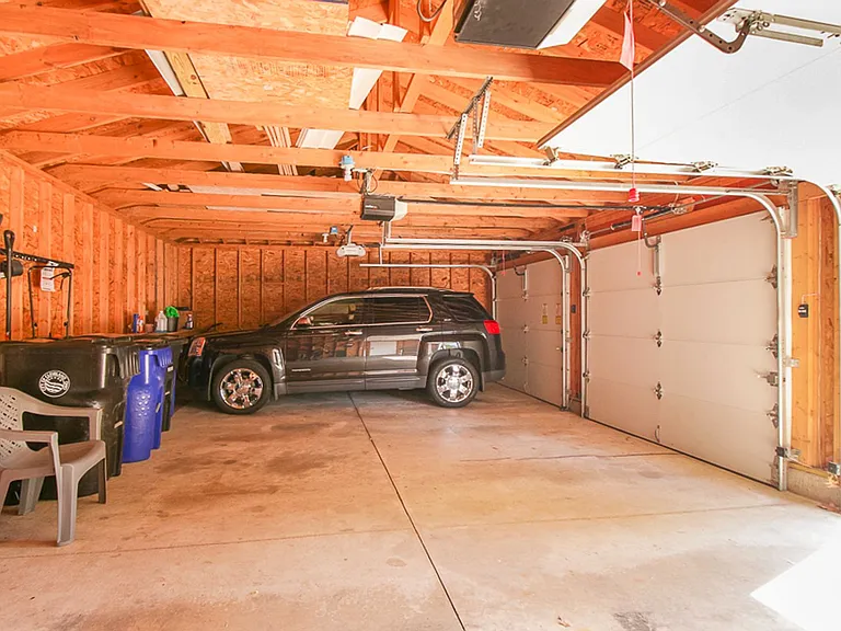 16200 Munn Rd — Photo 33