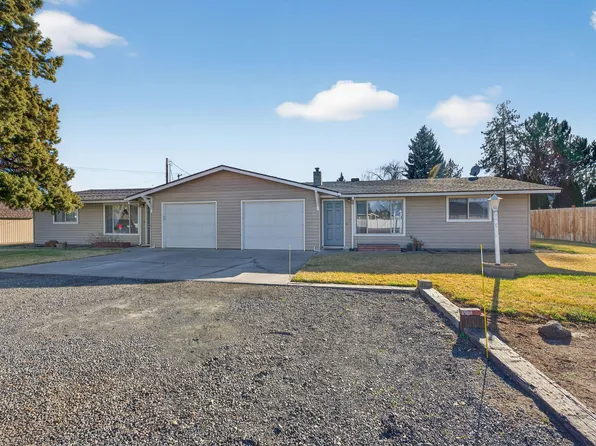 2412 SW Wickiup Ave, Redmond, OR 97756