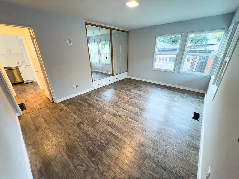 6488 Alta Gracia Dr — Photo 18