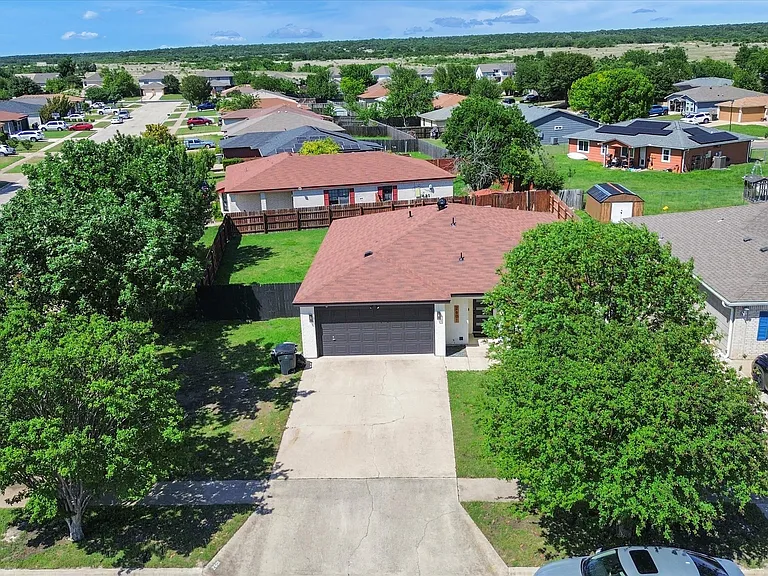2601 Coy Dr — Photo 33