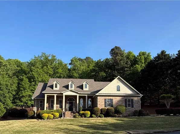 3 Mountain Crest Dr SW, Rome, GA 30165