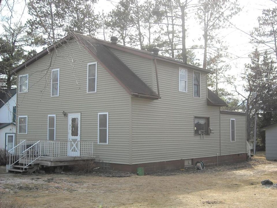 1st image of 411 Geary Ave NE