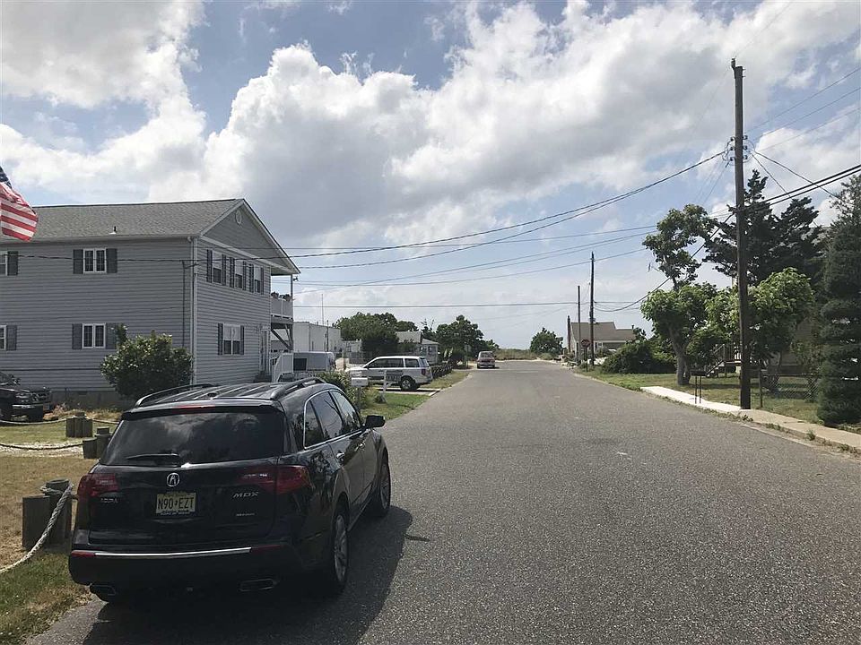 2nd image of 120 W Tampa Ave
