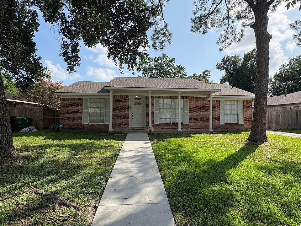 11218 Sagemeadow Ln