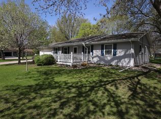 801 Jackson Ave, Spirit Lake, IA 51360