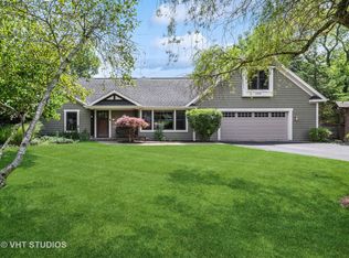 27625 N Oak St, Island Lake, IL 60042