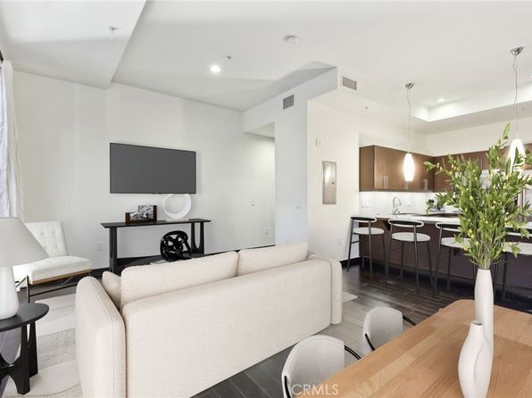 655 S Hope St UNIT 1407, Los Angeles, CA 90017