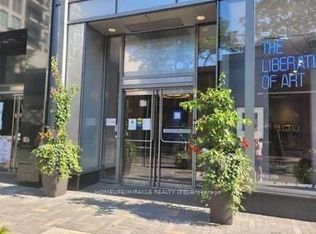 155 Yorkville Ave #803, Toronto, ON M5R 0B4